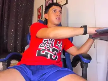 Stripchat Sex Chat of The_skinnyguys