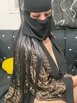 Stripchat Free Live Porn of mari_layali