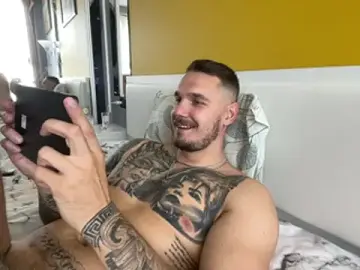 Stripchat Watch Live Sex Cams of Hot__Tiger