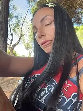 Stripchat Free Porn Cam of Partenope_Girl