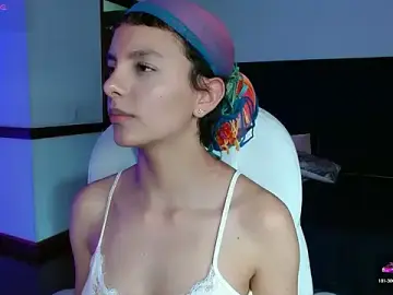 Stripchat Nude Webcam of Peytongh_