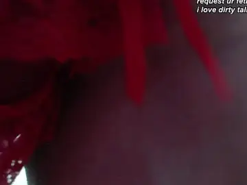 Stripchat Sex Cam of mia_beatles