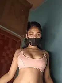 Stripchat Sex Cam of Riya_35_sexy