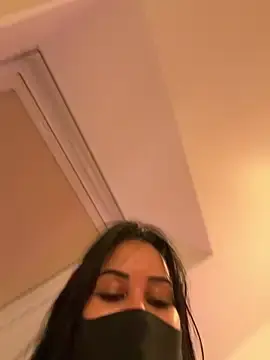 Stripchat Watch Live Sex Cams of queen-chamss