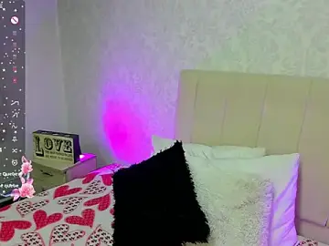 Stripchat Live Sex Cam of MaluRivers