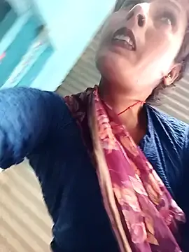 Stripchat Nude Webcam of SONVATI_BHABI