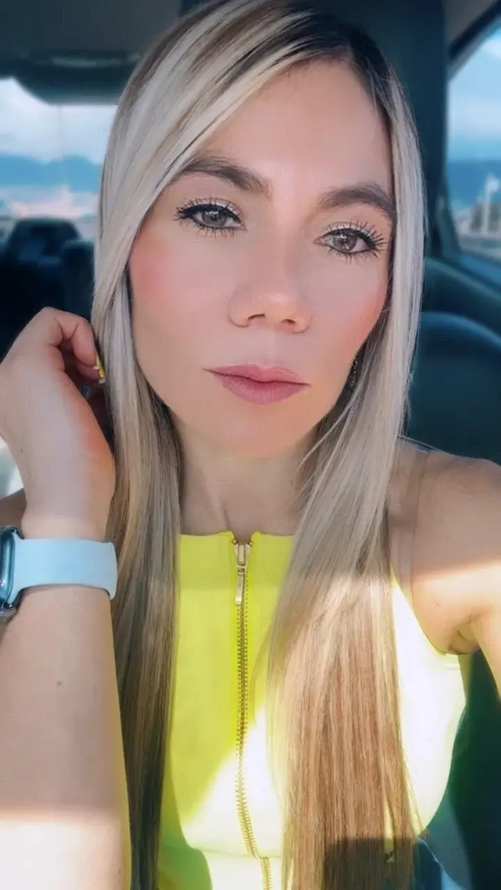 camila_velvett