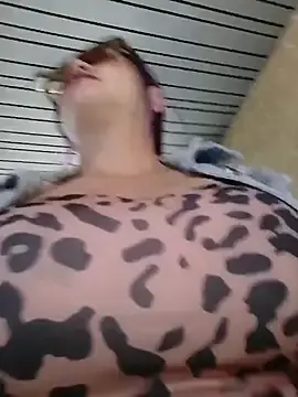 Stripchat Live Sex Cam of sophie_banger