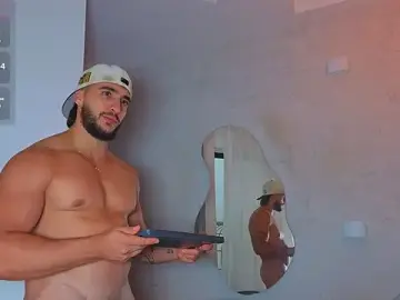 Stripchat Live Sex Cam of Scottfishcer1