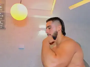 Stripchat Watch Live Sex Cams of Scottfishcer1
