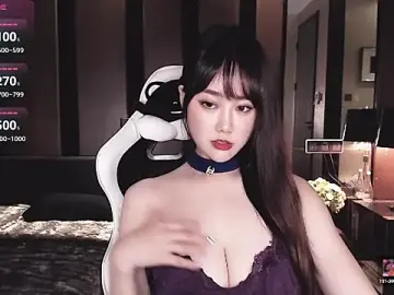 Stripchat Live Porn of Aurora_-77