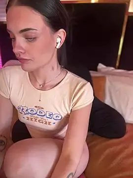 Stripchat Live Sex of KarissaChantelle