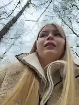 Stripchat Adult Webcam of RossyMood