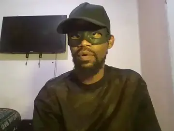 Stripchat Best Webcam of Dayluxthick2