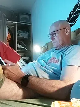 Stripchat Free Porn Cam of bogland33