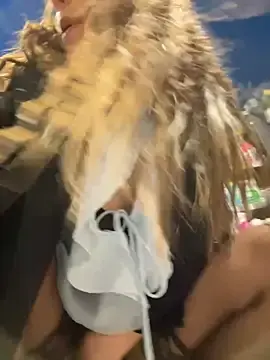 Stripchat Sex Cam of ICrazyOneIRL