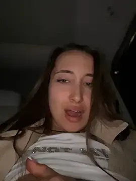 Stripchat Free Porn Cam of ICrazyOneIRL