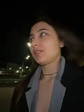 Stripchat Live Sex Cam of ICrazyOneIRL