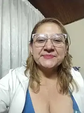 Stripchat Watch Live Sex Cams of JULIETA_21-