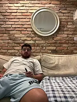 Stripchat Watch Live Sex Cams of MrAndMrsSavage