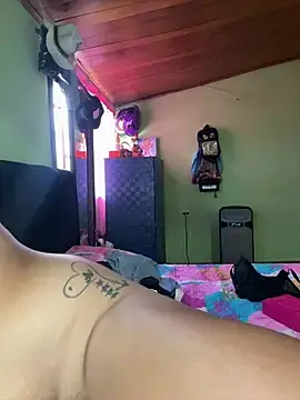 Stripchat Live Sex Cam of KattalellaGomez