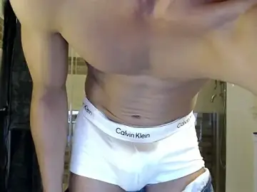 Stripchat Free Porn Cam of LoganAthletic