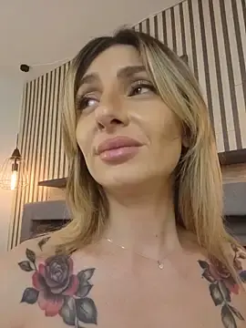 Stripchat Sex Cam of SofiaLace