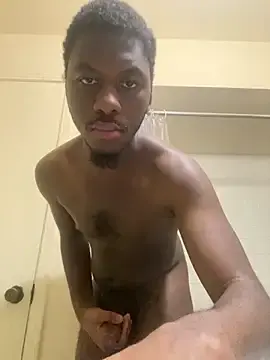 Stripchat Free Live Porn of ThickDic28