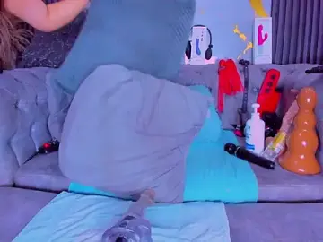 Stripchat Nude Webcam of dailly_hot