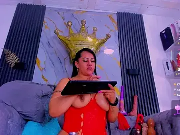 Stripchat Sex Cam of dailly_hot