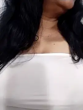 Stripchat Adult Webcam of tharu_sweet