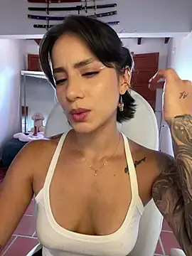 Stripchat Free Live Porn of Ale_Lewis