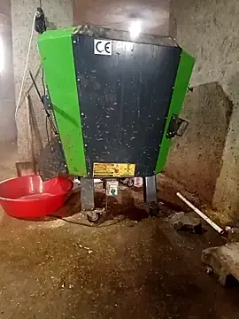 Stripchat Adult Video Chat of Melekyaraksever2545