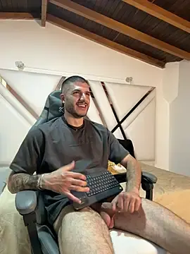 Stripchat Best Webcam of Rafael_Mendezz