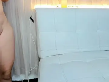Stripchat Free Porn Cam of Litzy1_