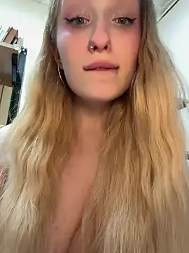 Stripchat Live Sex of LollyPollly