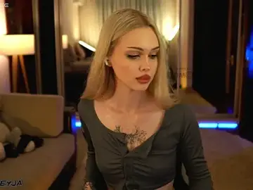 Stripchat Best live sex cam show of ManiFreyja