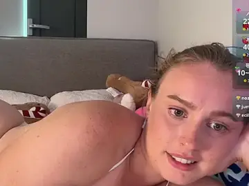 Stripchat Live Sex Cam of jjulietterose