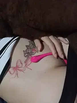 Stripchat Free Porn Cam of Suca-babyy