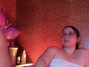 Stripchat Free Live Porn of Apartment28