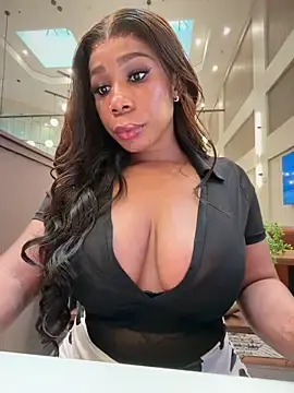 Stripchat Free Porn Cam of Belle___