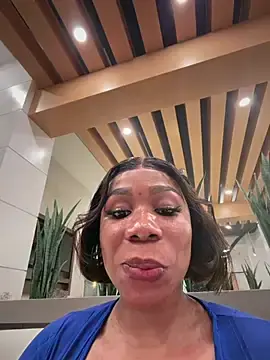 Stripchat Live Sex of Belle___
