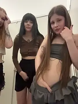 Stripchat Adult Video Chat of KnockKnock-