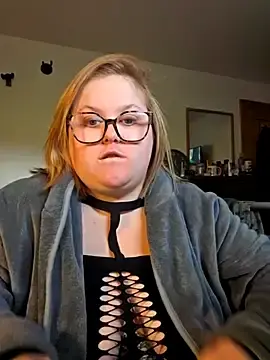 Stripchat Free Porn Cam of Tallulah-rose-x