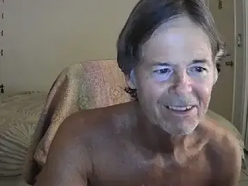 Stripchat Live Sex Cam of nakeedcowboi65