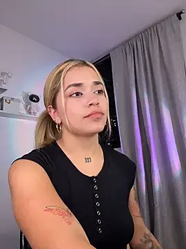 Stripchat Adult Webcam of JoselinFlower_