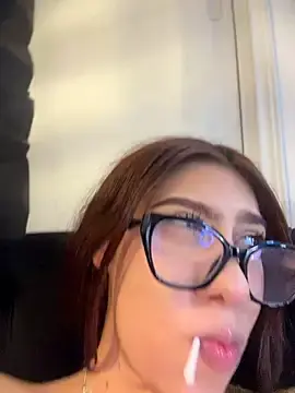 Stripchat Free Porn Cam of nickky__