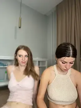 Stripchat Live Sex of AnikaBest