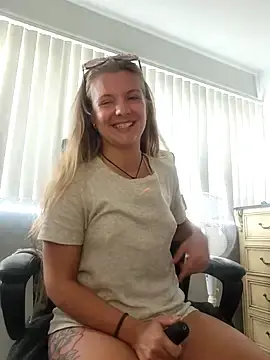Stripchat Watch Live Sex Cams of VanLifeVixen