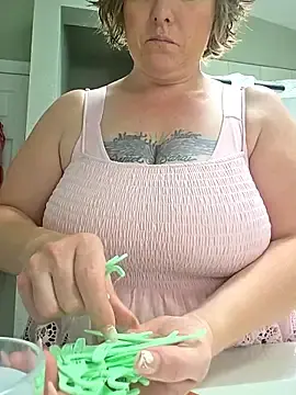 Stripchat Free Live Porn of julimonroe